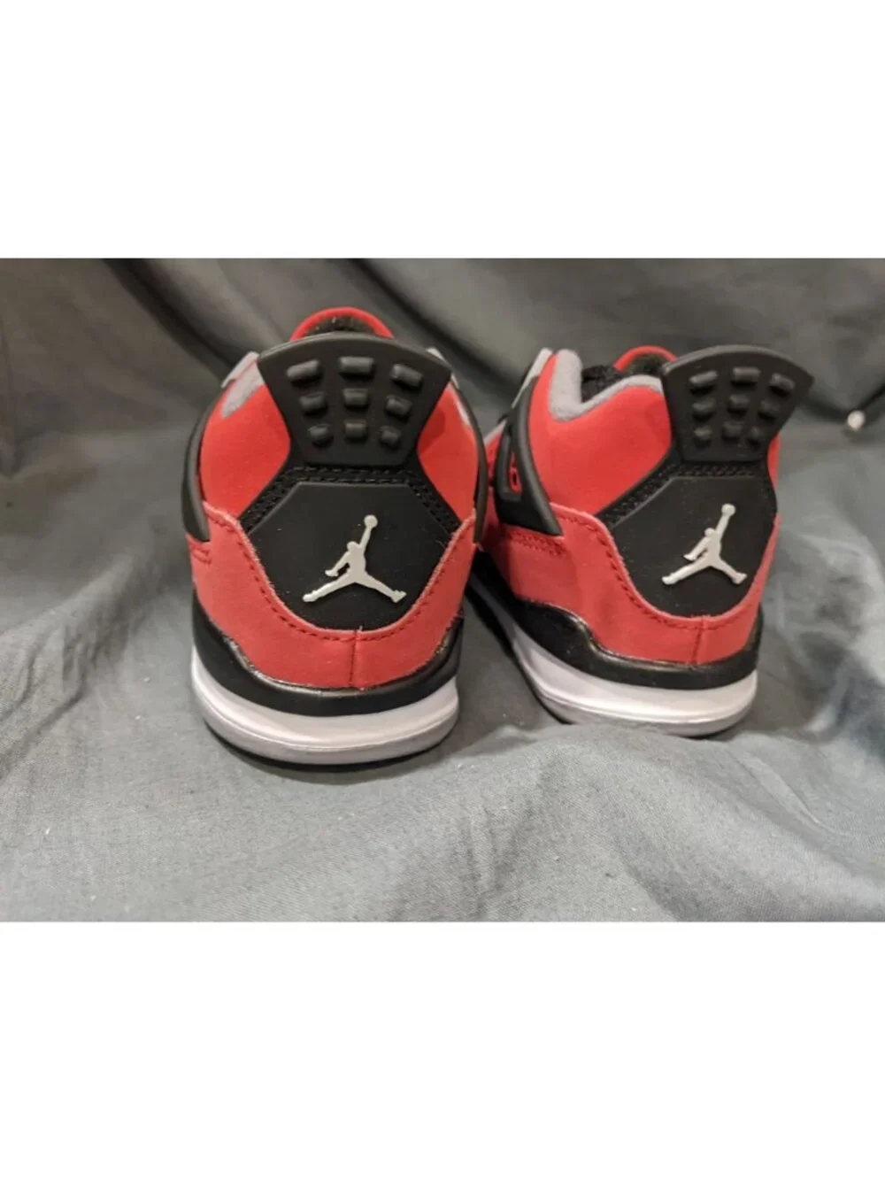 Nike Toddler Air Jordan Retro 4 Red and Black Size 5c NEW IN BOX